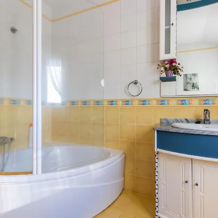 Semesterbostad Mirador Da Gouxa *